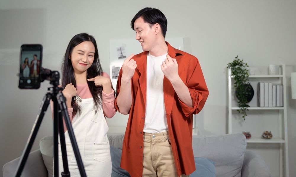 xu-huong-thuong-mai-dien-tu-viet-nam-shopee-tiktok-shop-lazada