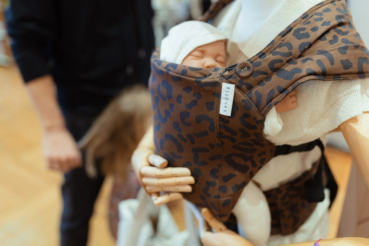 Ergonomic-Baby-Carrier